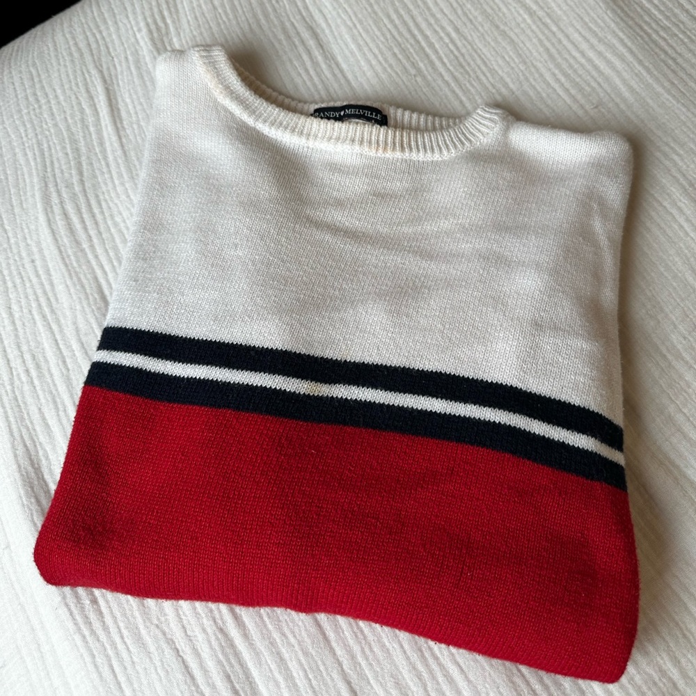 Cute Brandy Melville sweater
